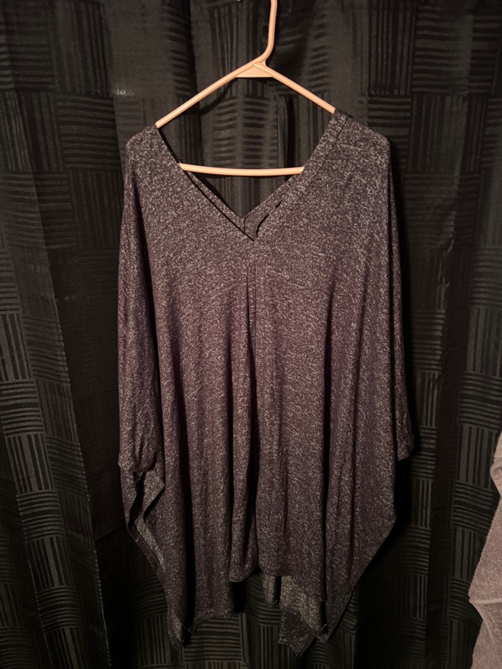 Flowy V-Neck Tunic Top in Charcoal Heather